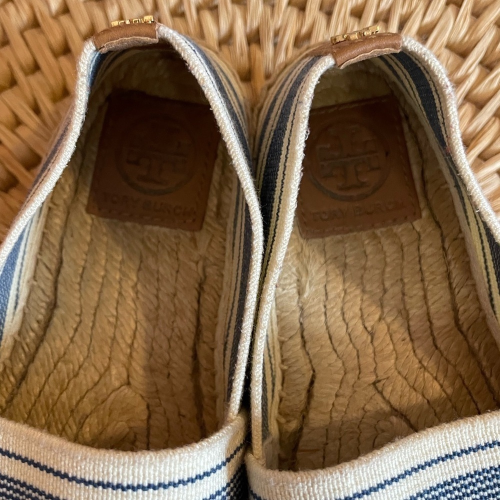 Tori Burch Awning Espadrilles in Blue/White Canvas Women’s Size 5.5 - Picture 10 of 10